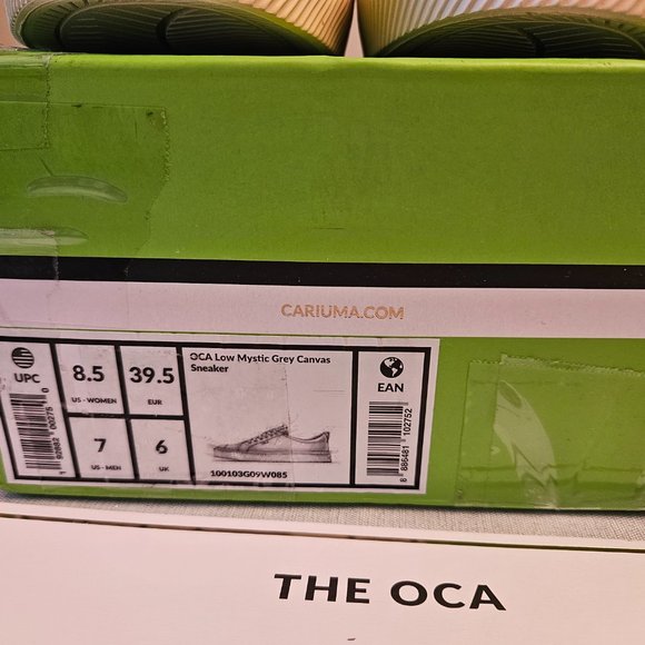 NIB Cariuma Sneakers - Picture 12 of 13